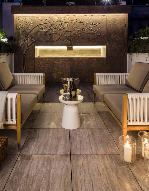 copper-repousse-art-sculpture-wall-paneling-cornwall-mayfair-london-thrussells-roof-terrace-bar-moon-street_1